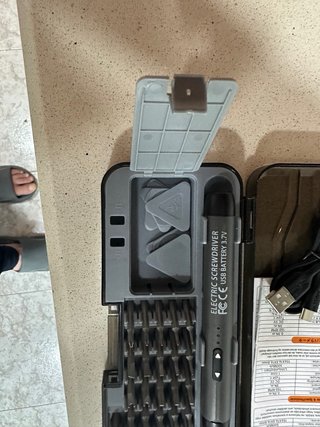 Destornillador Eléctrico de Precisión 3.7V