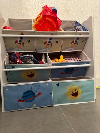 Estantería organizadora de juguetes infantil
