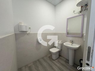 Local comercial en venta en El Gornal en Hospitalet de Llobregat, L´