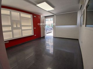 Nave industrial en alquiler en Zona Industrial en Alcobendas