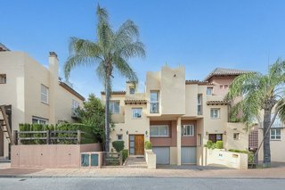 Casa pareada en alquiler en Puerto Banús en Marbella
