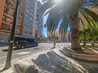 Local comercial en venta en Paseo Independencia en Zaragoza