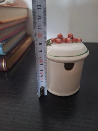 Antiguo recipiente mermelada porcelana