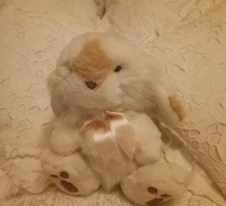 Lote de peluches: oso y conejos