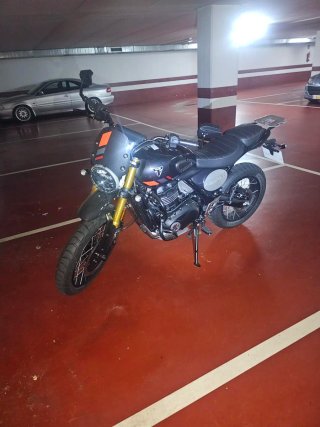 Triumph Scrambler 400 XC Moto Enduro