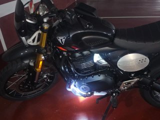 Triumph Scrambler 400 XC Moto Enduro