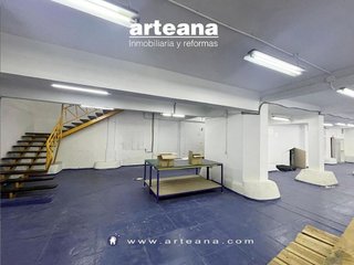 Local comercial en alquiler en Bellas Vistas en Madrid