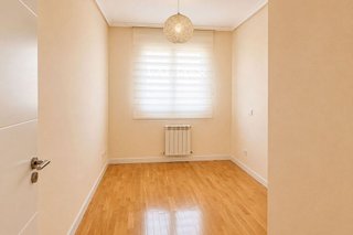 Piso en alquiler en Valdebebas - Valdefuentes en Madrid