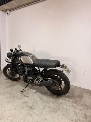 Yamaha XJ600 Cafe Racer Personalizada