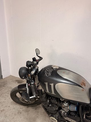 Yamaha XJ600 Cafe Racer Personalizada