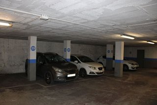 Garaje en venta en Eixample Nord – La Devesa en Girona