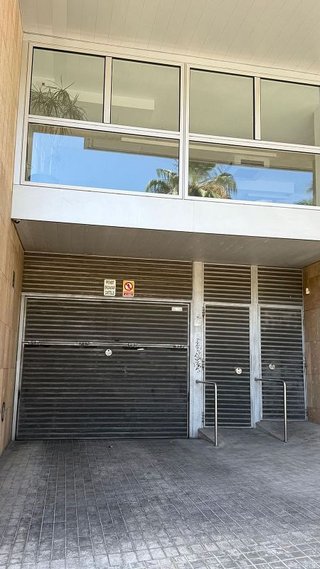 Garaje en alquiler en Vallcarca i els Penitents en Barcelona