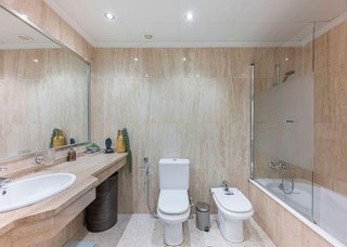 Piso en alquiler en Elviria en Marbella