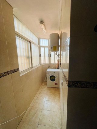 Piso en alquiler en Cruz Roja en Sevilla
