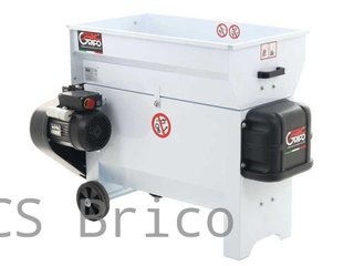 Despalilladora Chapa de Uva con Bomba - 2 HP - 2000 kg/h - 87x50 cm - Grifo