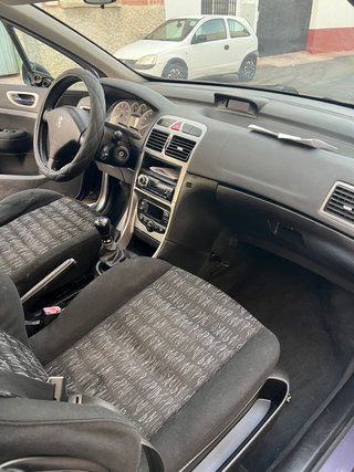Peugeot 307 2002