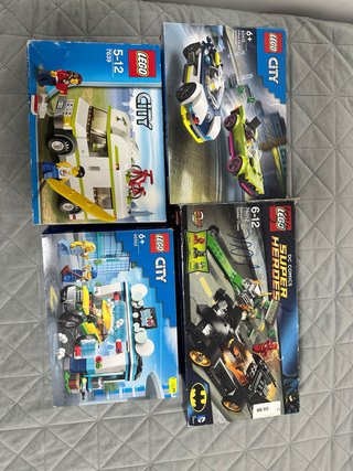 Lego City y Super Heroes - 4 Cajas