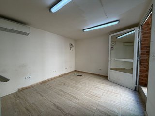 Local comercial en alquiler en Fuente del Berro en Madrid