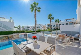 Casa adosada en venta en Los Balcones - Los Altos del Edén en Torrevieja