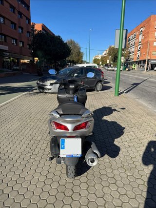 Suzuki Burgman 200