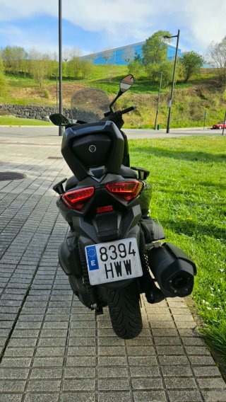 Yamaha Xmax 400 ABS Scooter