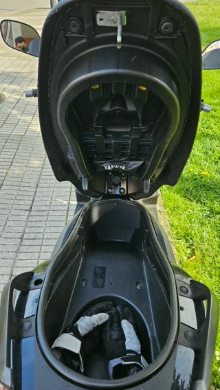 Yamaha Xmax 400 ABS Scooter