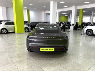 Porsche Taycan RWD 476CV con overboost EL TOP!!!!!