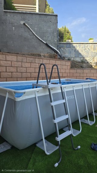 Piscina Intex 4x2x1.22cm, como nueva.