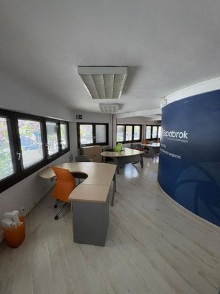Oficina en alquiler en Ensanche - Diputación en Alicante