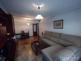 Piso en alquiler en Hospital en Jaén