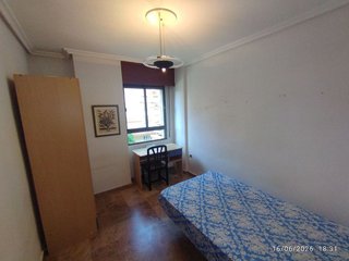 Piso en alquiler en Hospital en Jaén