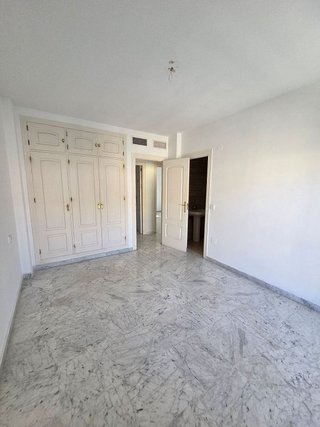 Piso en alquiler en El Mayorazgo - El Limonar en Málaga