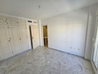 Piso en alquiler en El Mayorazgo - El Limonar en Málaga