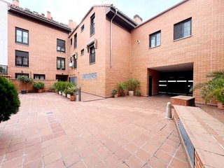Ático en alquiler en Casco Histórico en Alcalá de Henares