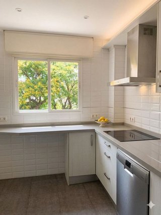 Piso en alquiler en El Candado - El Palo en Málaga