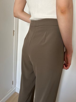 Pantalón marrón de vestir talla 38