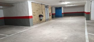 Garaje en alquiler en Zona Centro en Córdoba