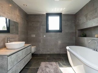 Chalet en alquiler en Los Naranjos - Las Brisas en Marbella