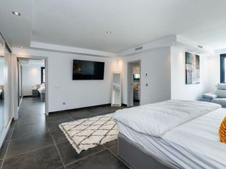 Chalet en alquiler en Los Naranjos - Las Brisas en Marbella