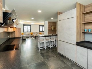 Chalet en alquiler en Los Naranjos - Las Brisas en Marbella