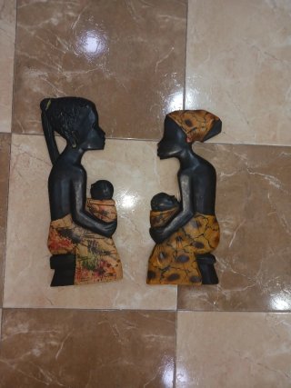 Figuras madera africana madre e hijo