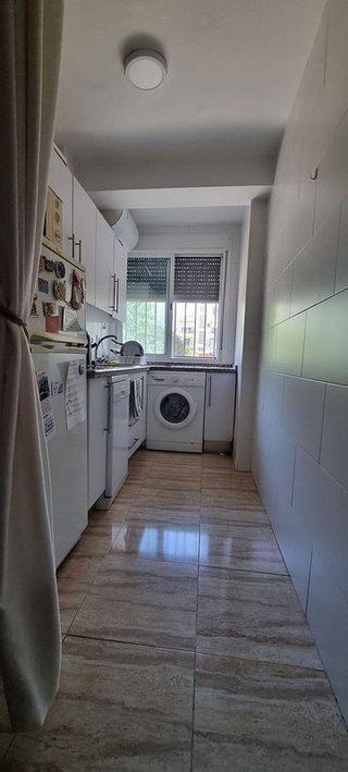 Piso en alquiler en Tres Huertas - El Torrejón - El Cerezo en Sevilla