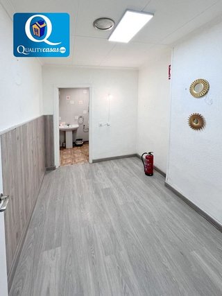 Local comercial en alquiler en Benalúa en Alicante