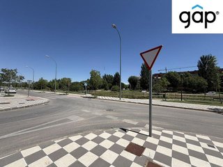 Local comercial en alquiler en Reyes Católicos - Paseo San Antonio en Cuenca