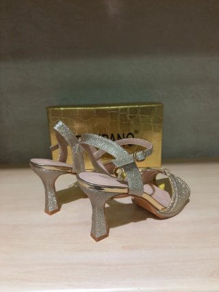 Sandali gioiello  tacco oro  38