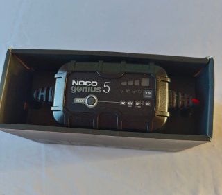 Cargador Batería Coche NOCO Genius 5