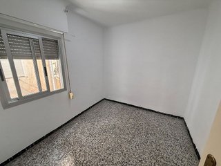 Piso en alquiler en Benalúa en Alicante