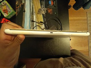 Samsung Galaxy Tab 4 Tablet
