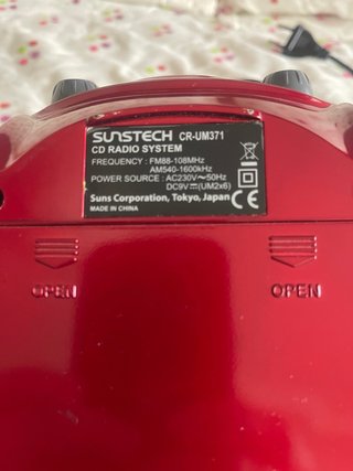 Radio CD Portátil Sunstech CR-UM371 Roja