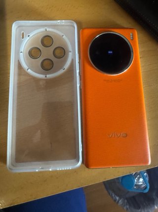 Vivo X100 16GB RAM / 256GB